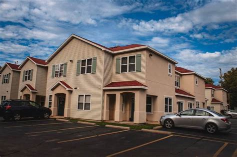 oshkosh townhomes for rent